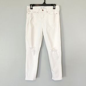 Signature Levi Strauss Mid Rise Skinny Crop Jeans